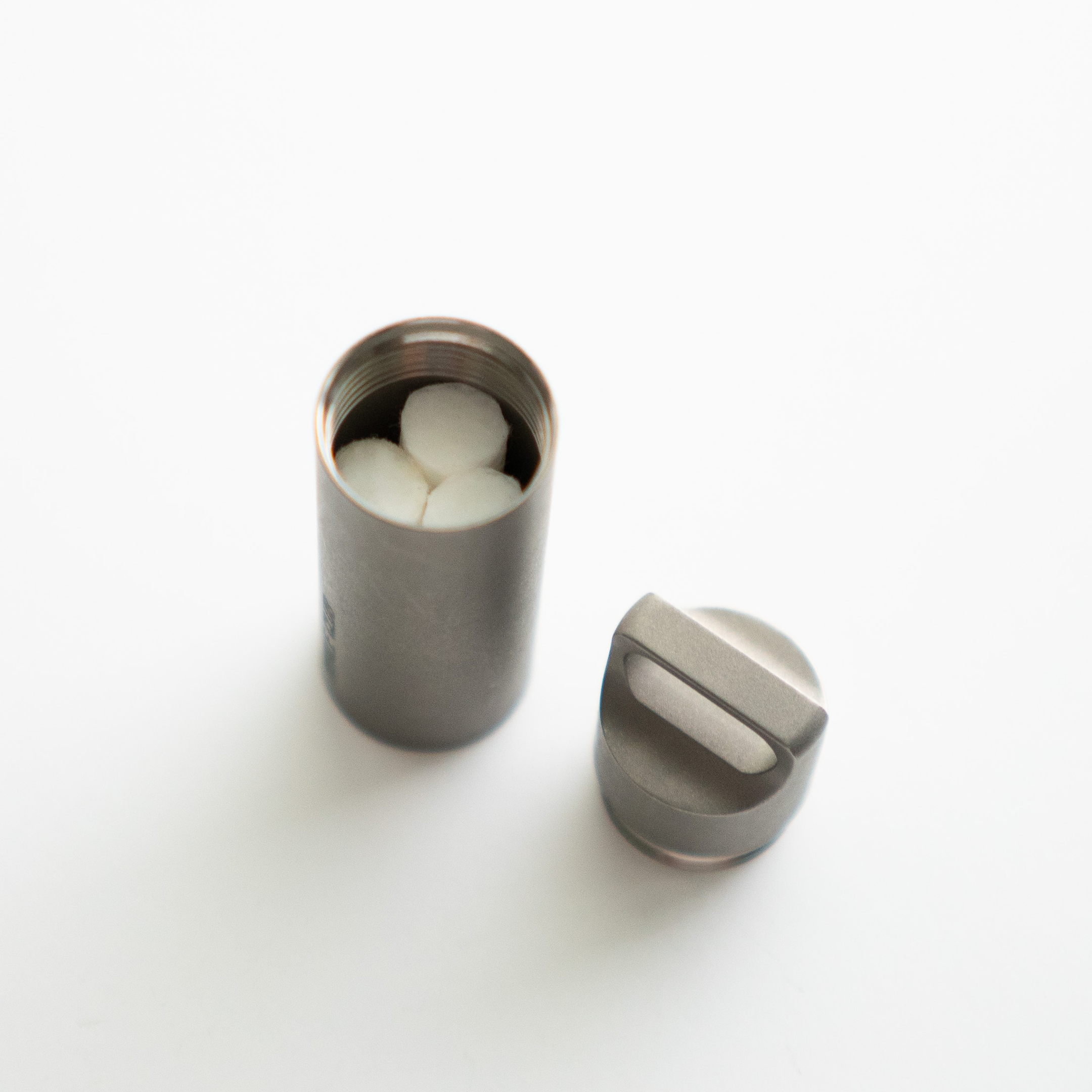 Titanium Open Inhaler
