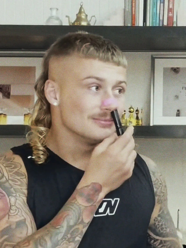 Inhale Club customer using a nasal inhaler